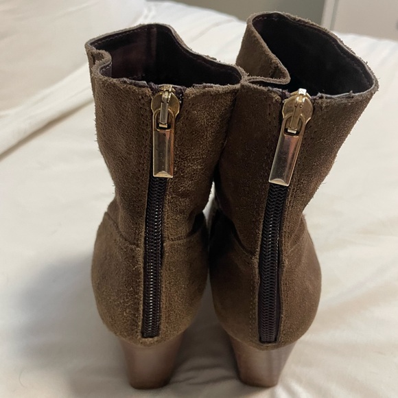 Steve Madden Booties - Picture 2 of 5